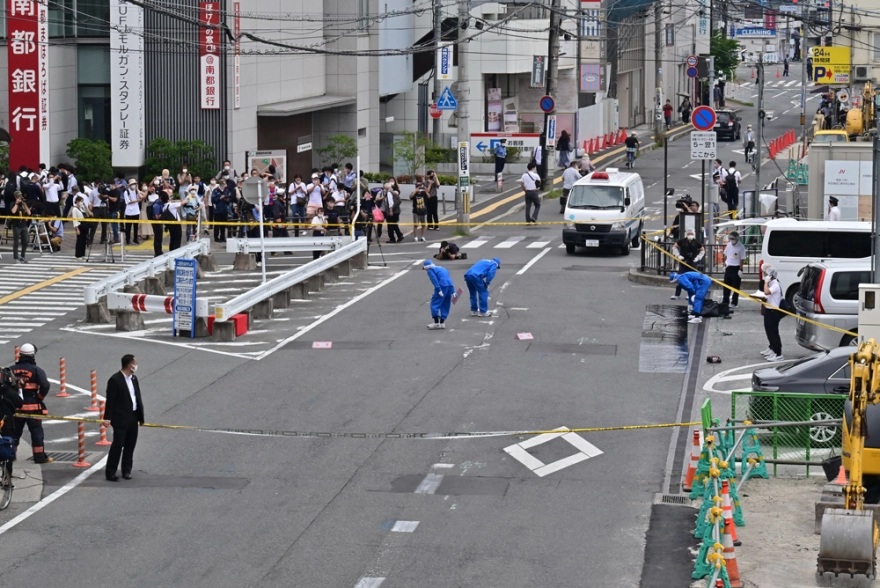 Shinzo Abe Pirovolismos Simansi