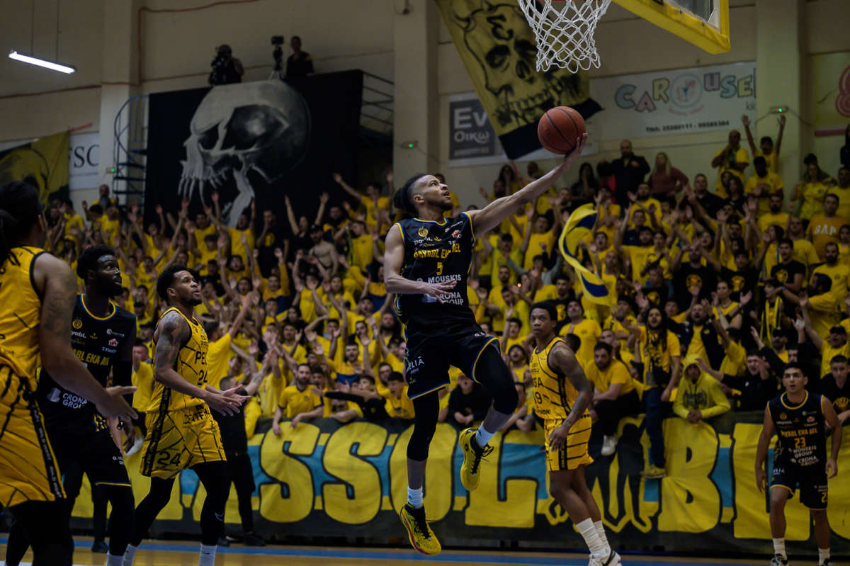 Final4 Ael Peja 25
