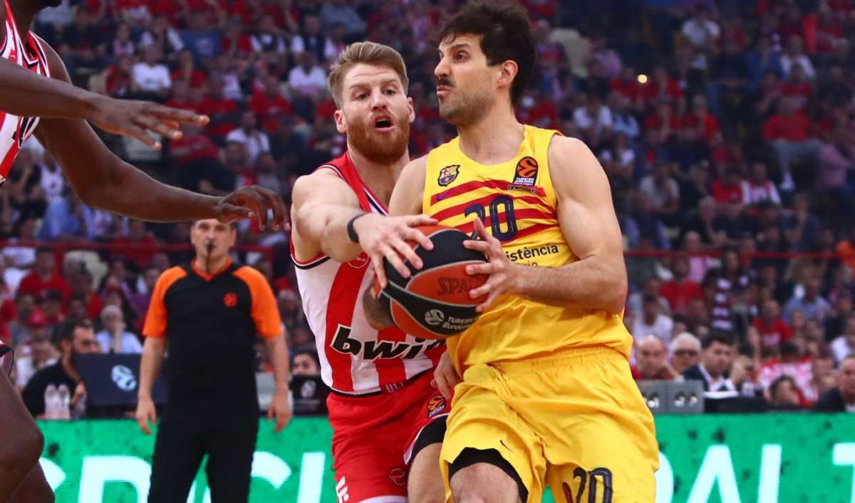 Olympiacos Barcelona Euroleague Playoffs Walkup Laprovitolla