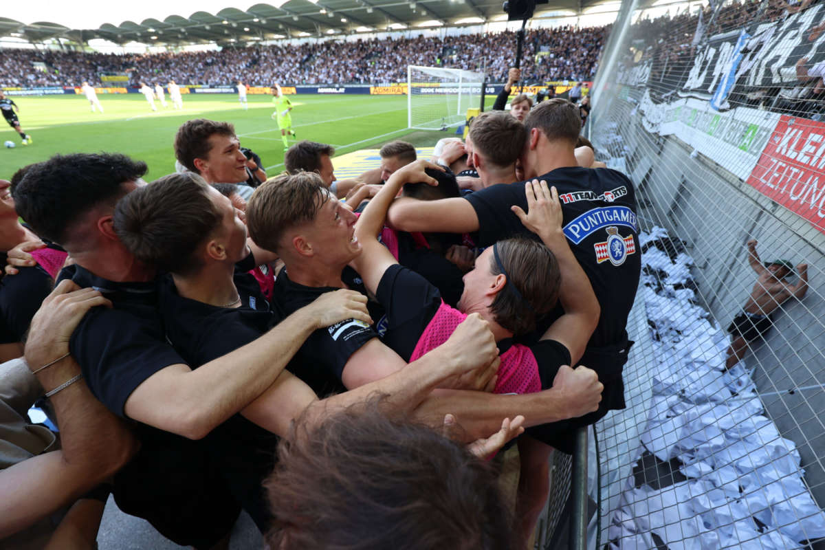 Soccer Bl, Sturm Vs A.klagenfurt