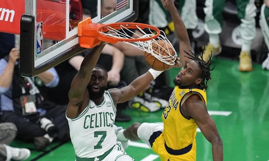 Brown Celtics Pacers 063803