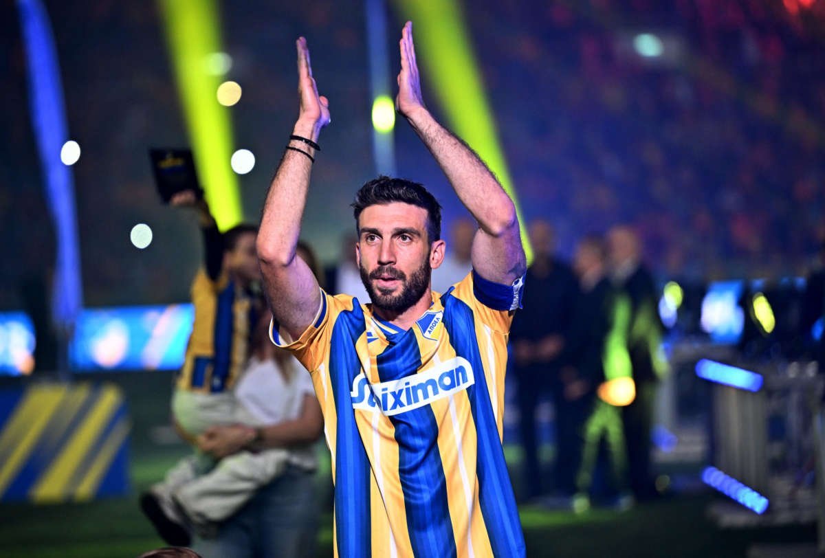 Efraim Apoel01 Scaled