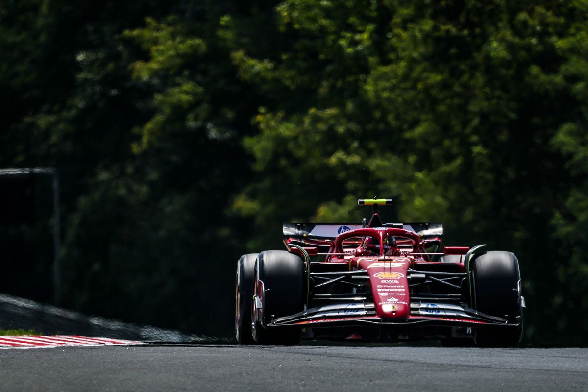 Ferrari Sainz Hun24