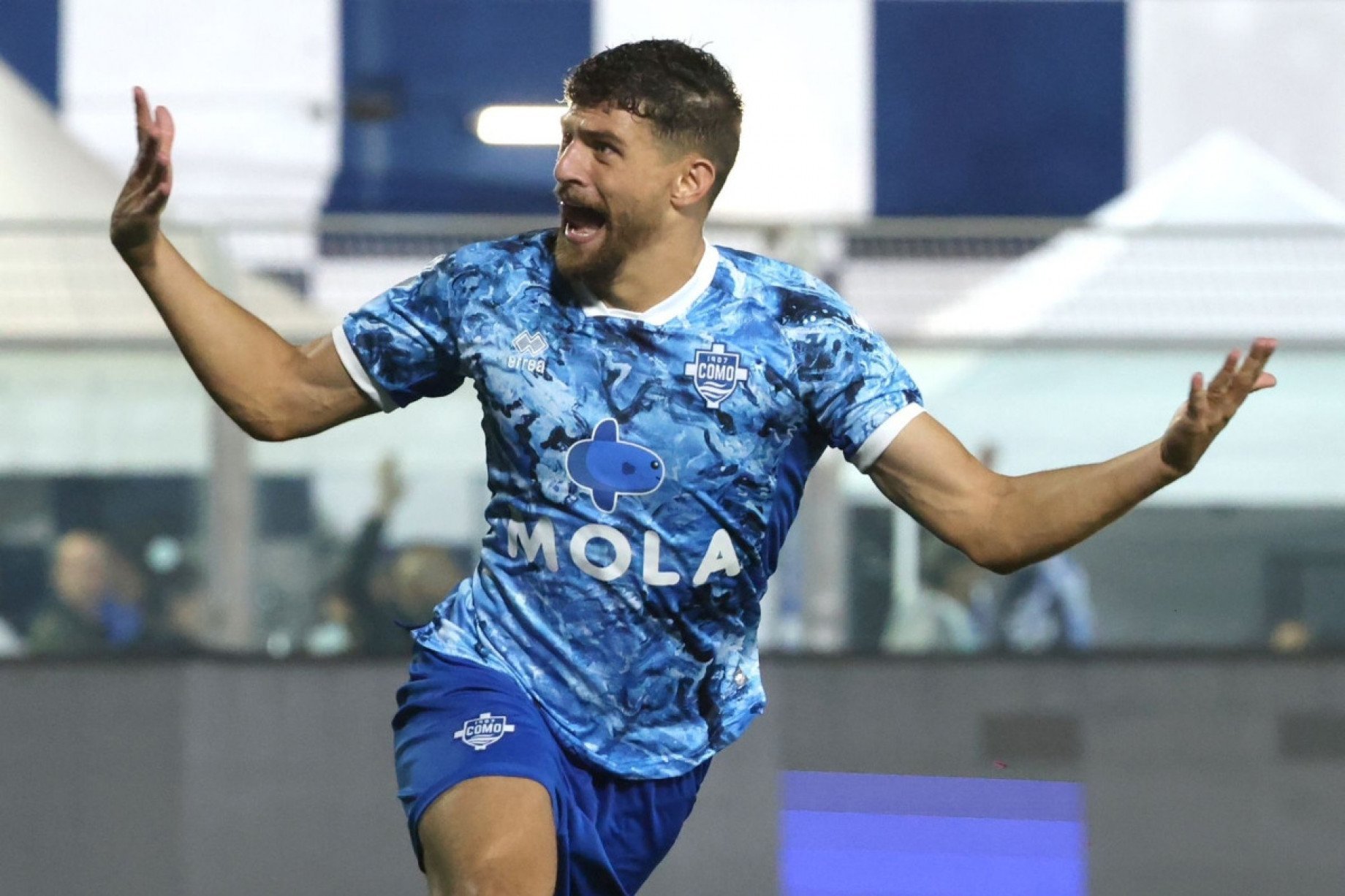 Ioannou Como Credit Comofootball