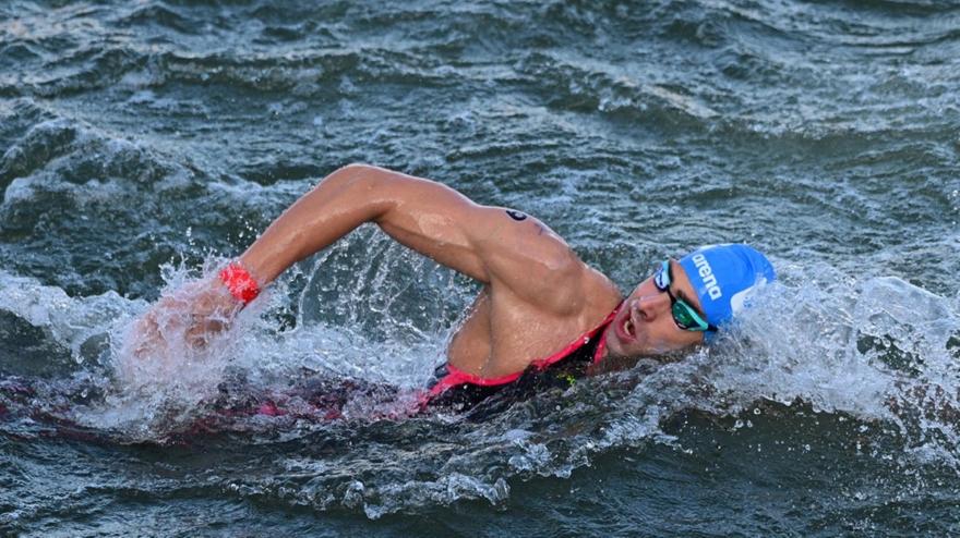 Dekatos Sta 10chlm Marathonias Kolymvisis O Kynigakis
