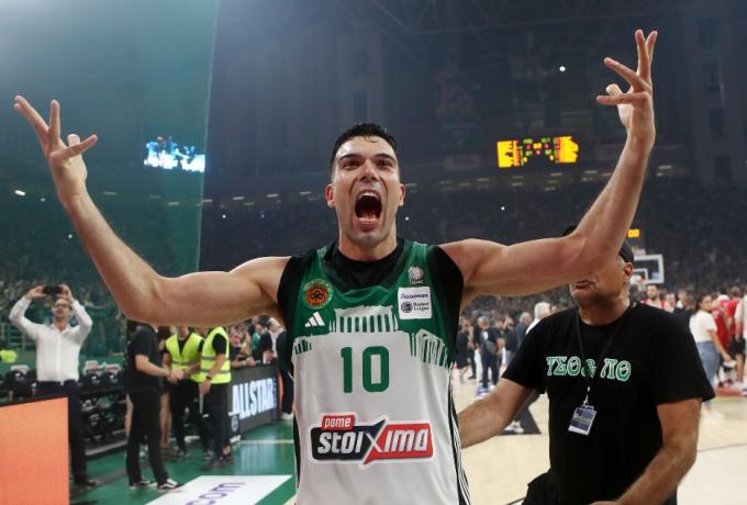 Sloukas093