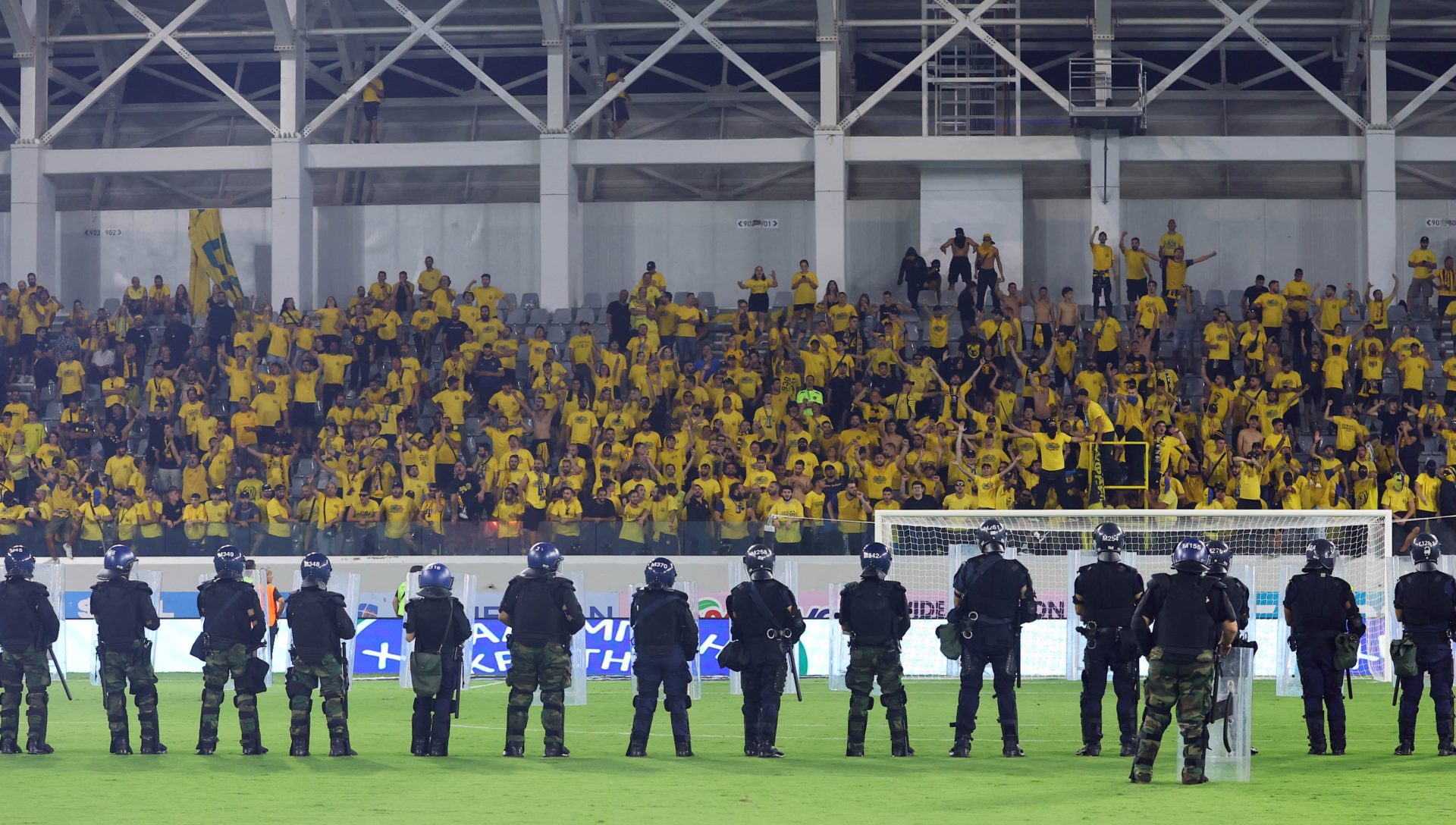 Ael Fans Epeisodia