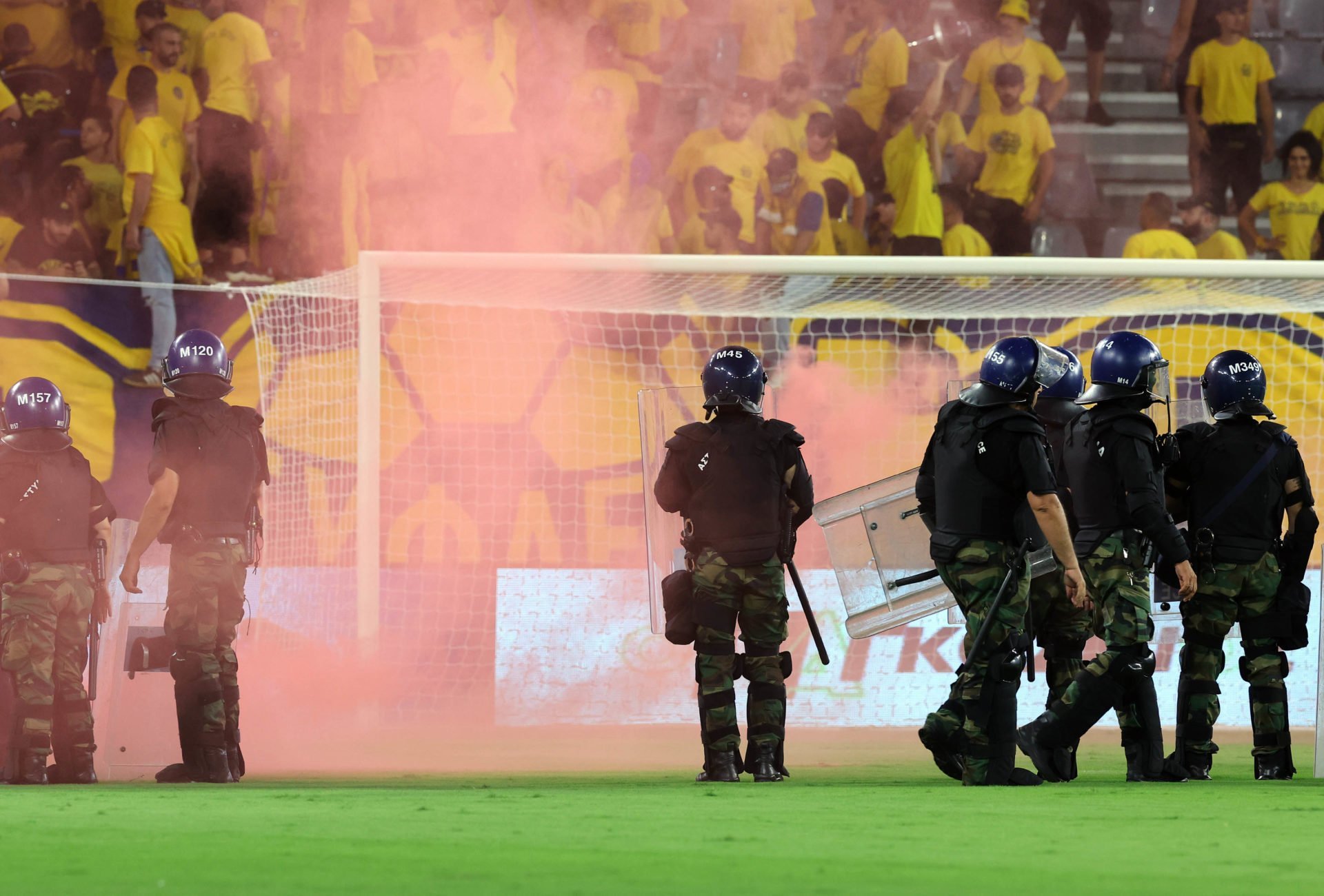 Ael Epeisodia