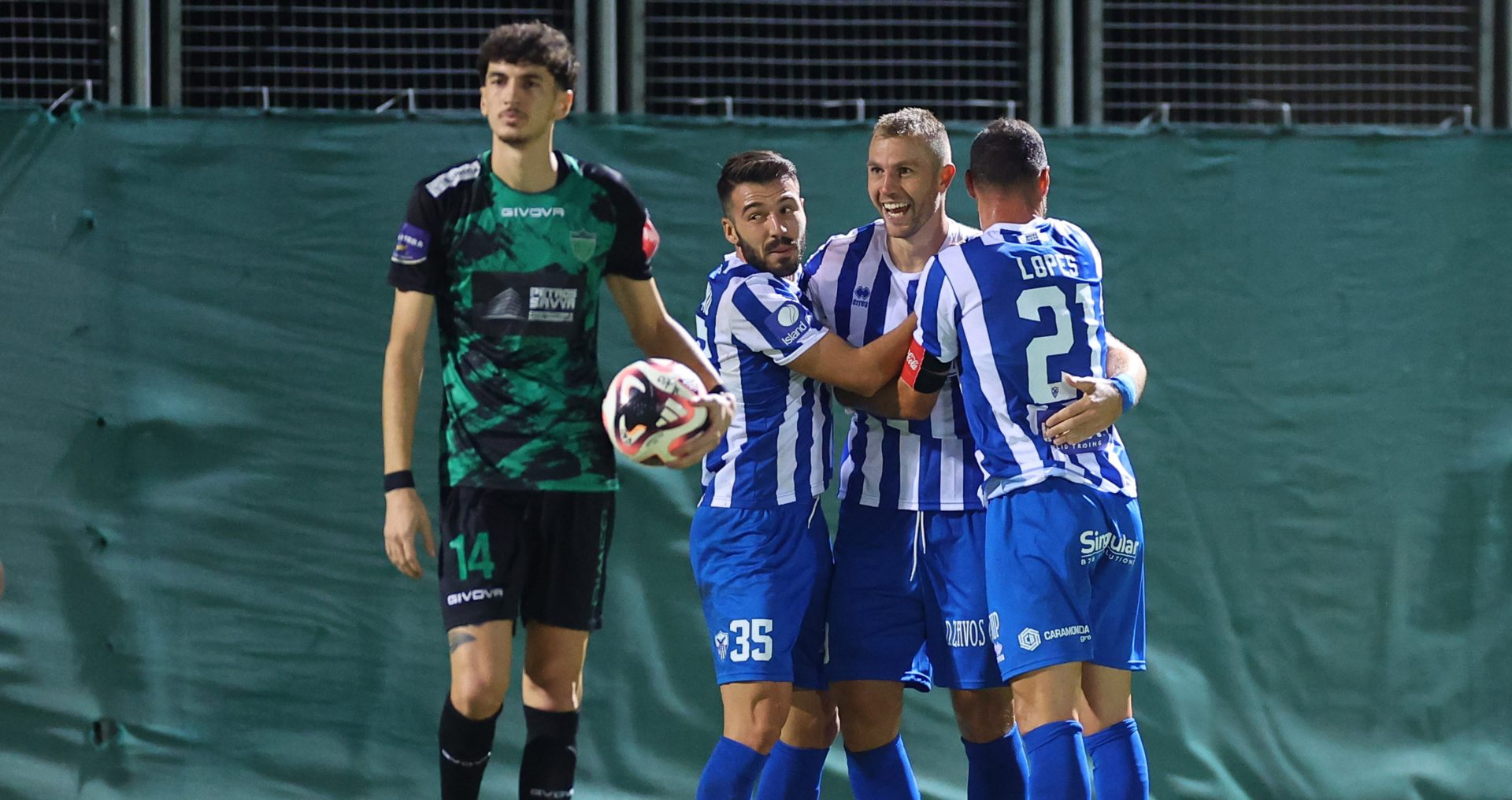 Anorthosi Paiktes