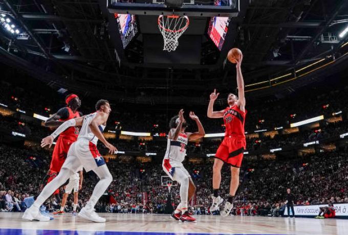 Montreal Canada Jakob Poeltl Of The Toronto Raptors Shoots The Ball During The Game Against[1]