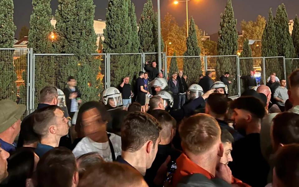 Aggloi Fans33