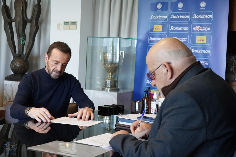 1737463902