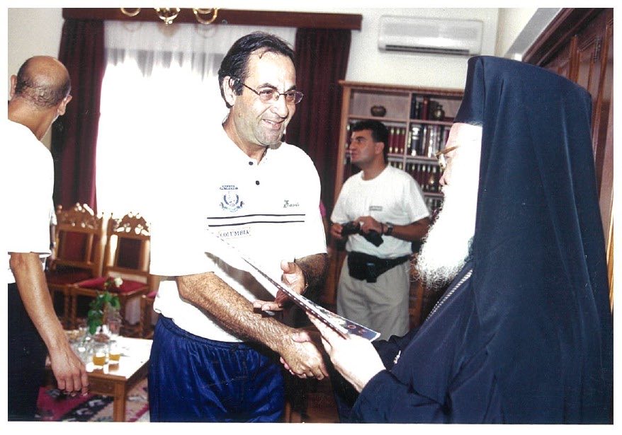 Archiepiskopos Alvanias Anastasios Enas Ierarchis Pagkosmias Aktinovolias
