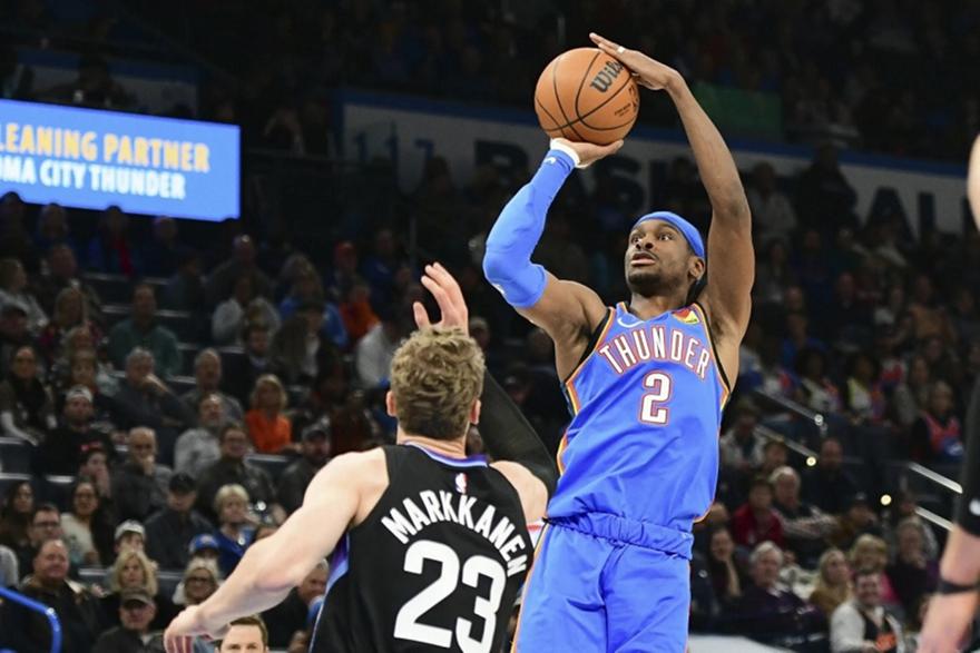 Shai Gilgeous Alexander 073106