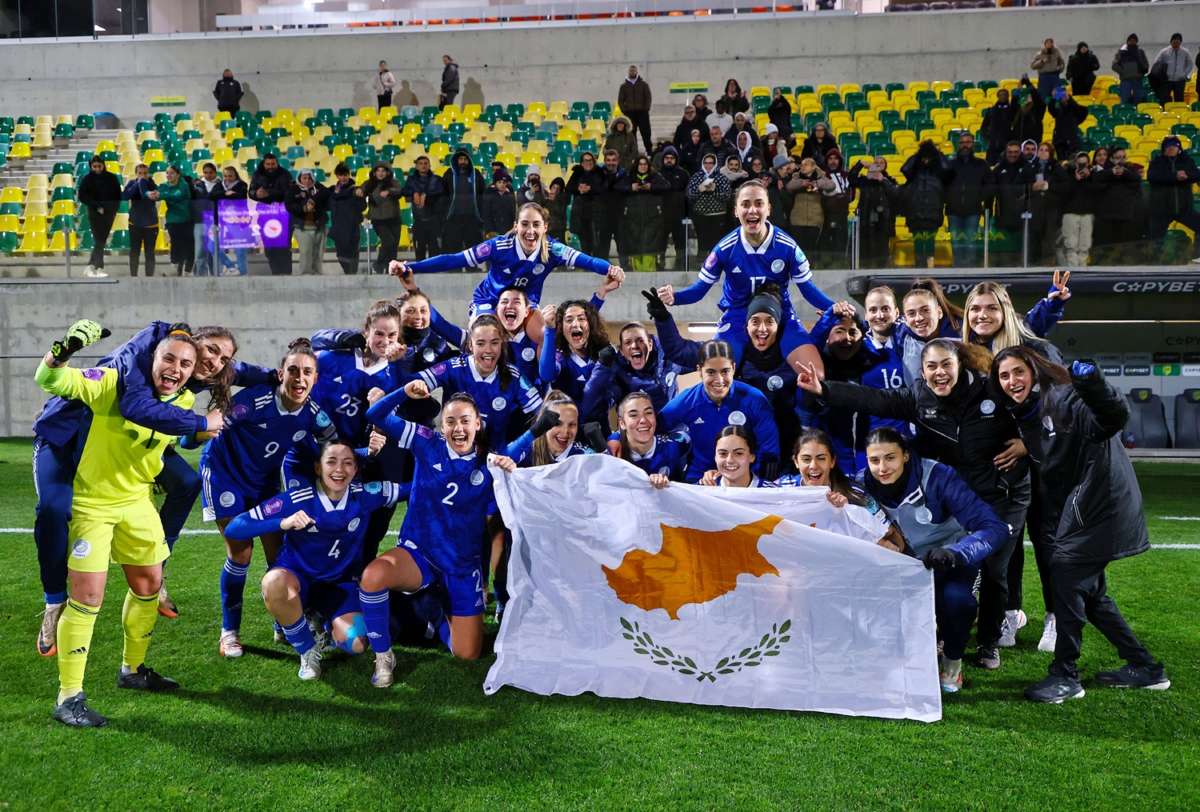 Ethniki Ginekon