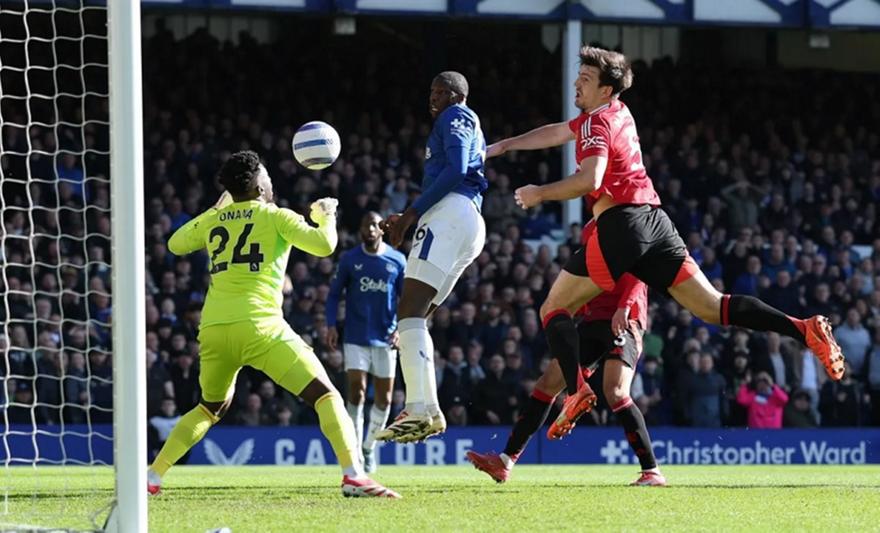 Everton 162406