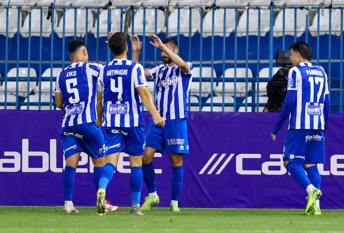 Anorthosi Paiktes