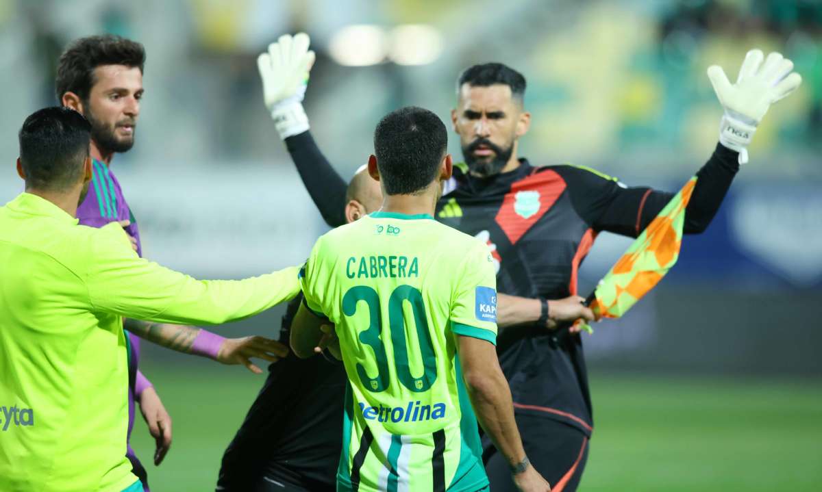 Vana Cabrera Aek Aris