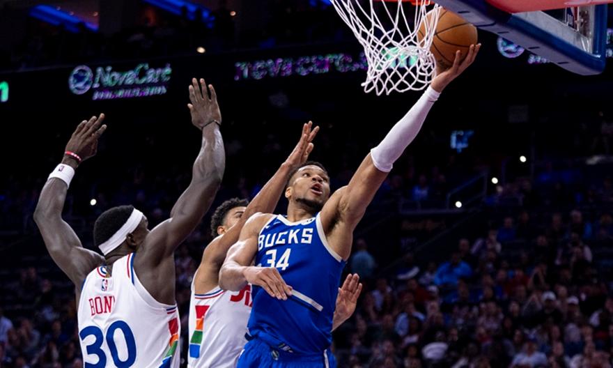 Bucks Giannis