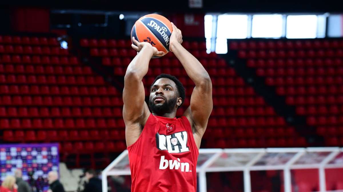 Evans Olympiacos