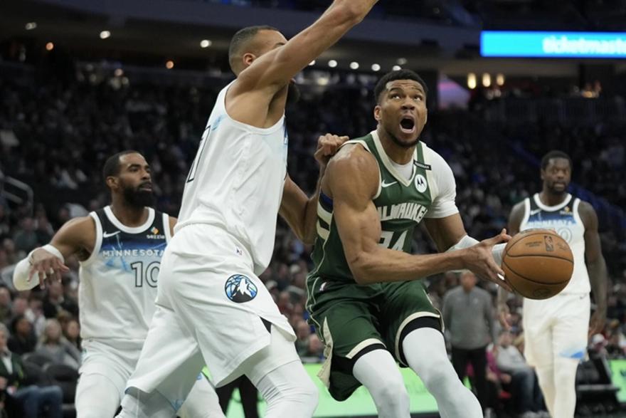 Timberwolves Bucks 