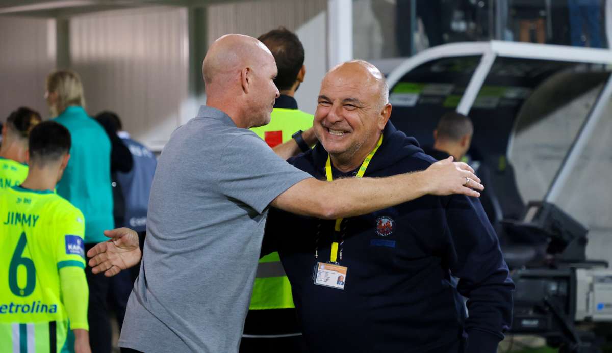 Berg Karapatakis Aek