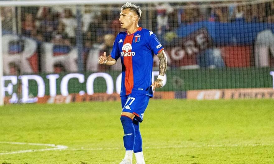 Feliz Por El Debut