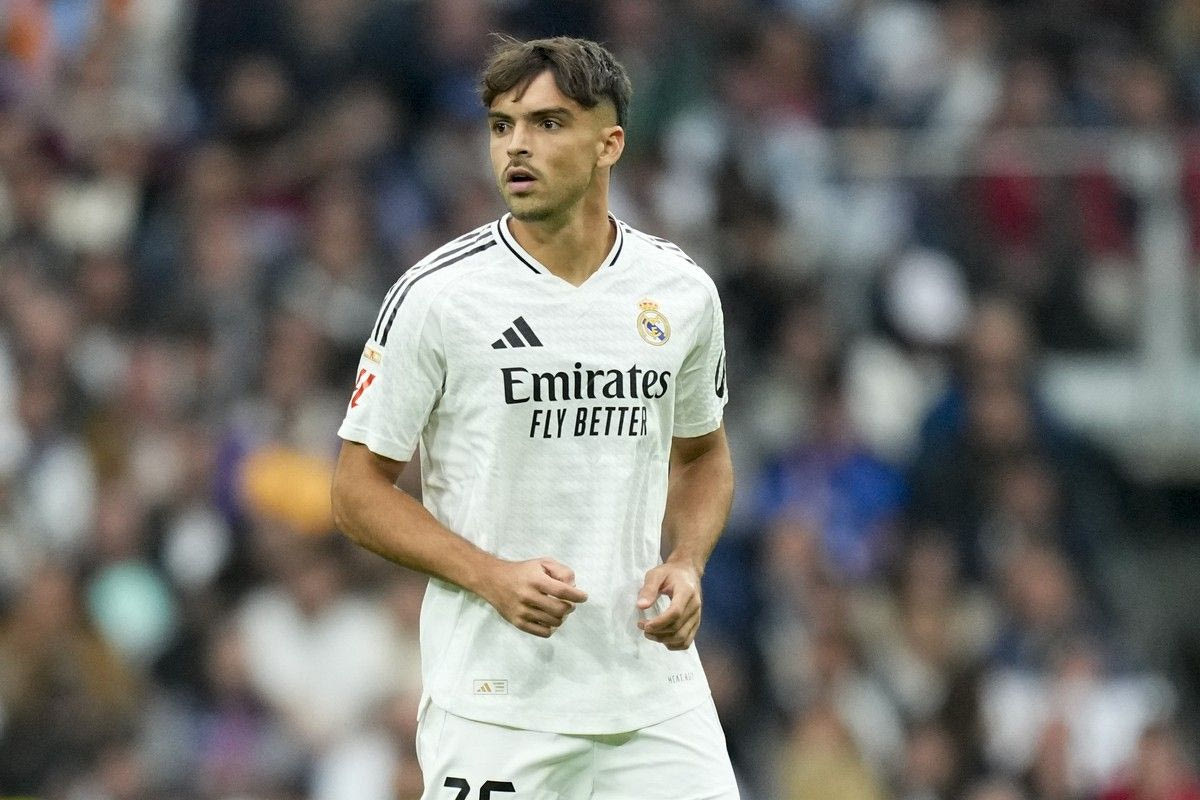 Raul Asencio Real Madrid 1200x800