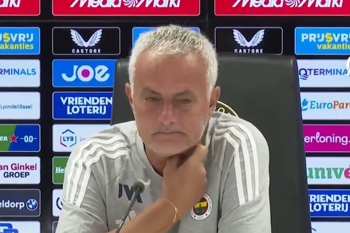 Mourinho 1200x800