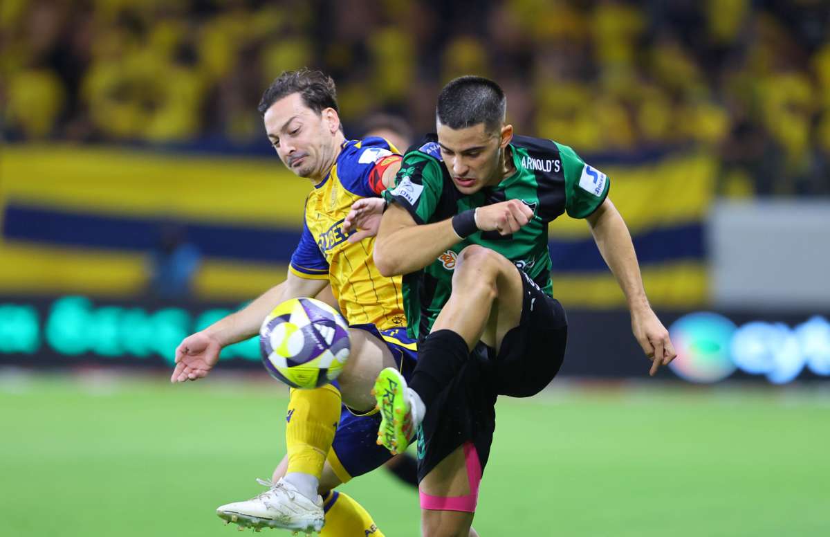 Makris Ael