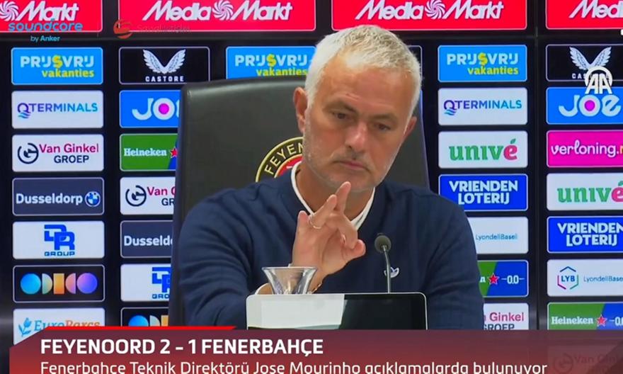 Mourinho 102422