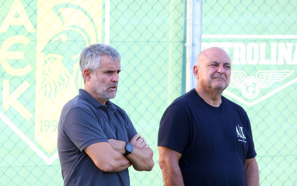 Roca Karapatakis Aek