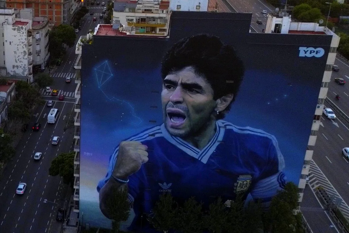 Diego Maradona 1200x800