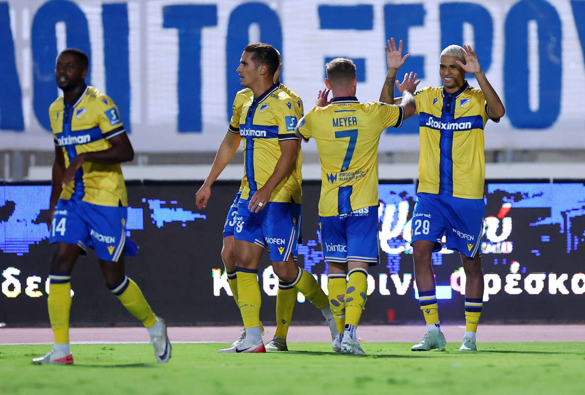Apoel Paiktes (2)