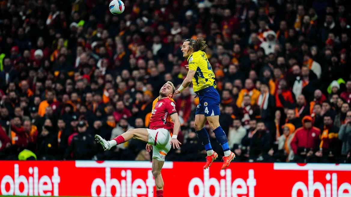 Galatasaray Vs Fenerbahce Ap Xrwma