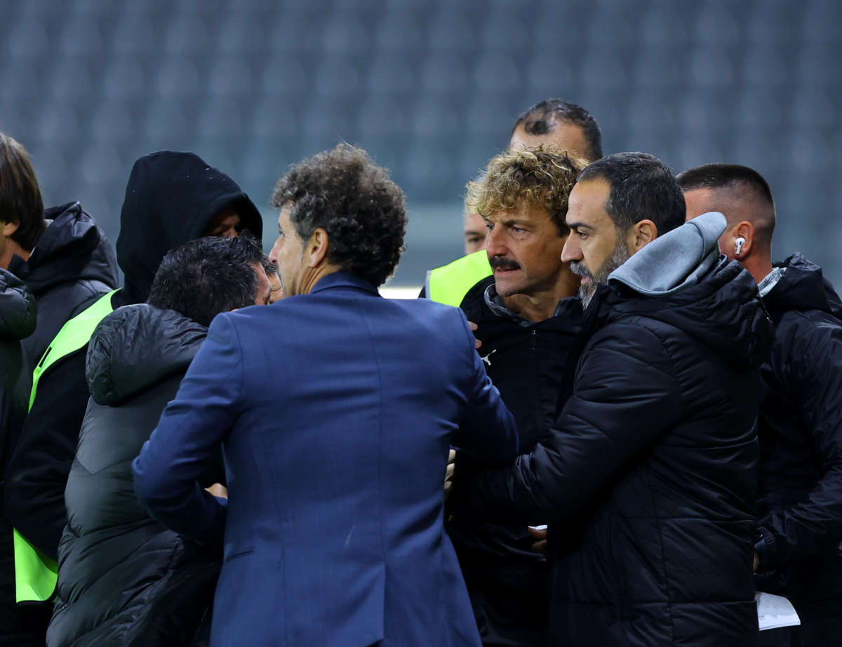 Aek Ael Entasi