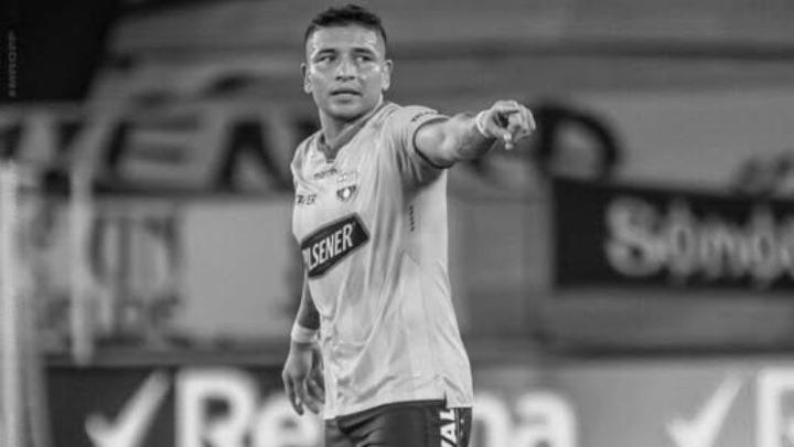 W18 92933pineida 095301