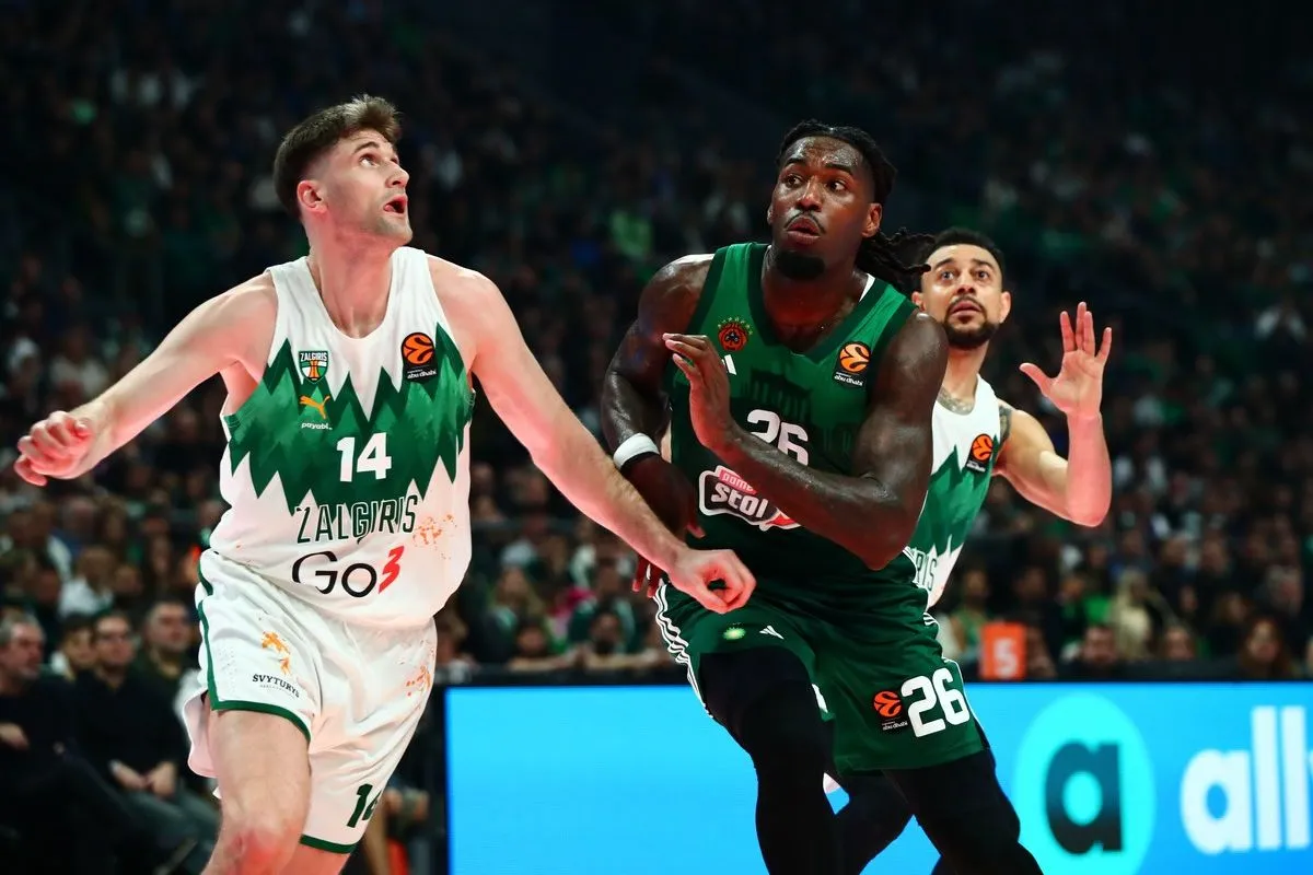 Panathinaikos 17 1200x800