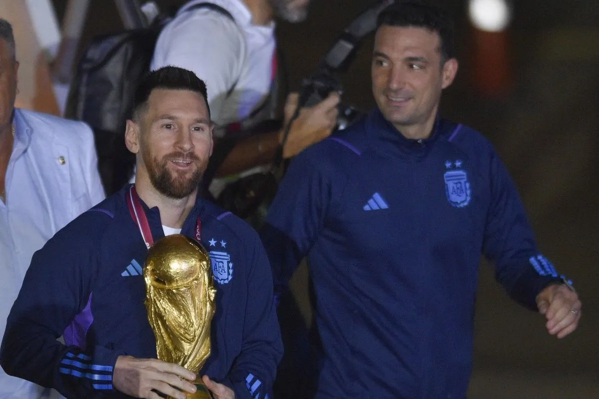 Messi Scaloni 1200x800