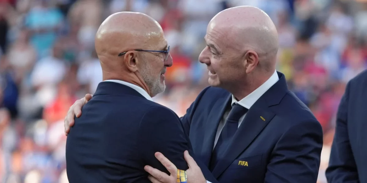Luis De La Fuente Gianni Infantino.jpg
