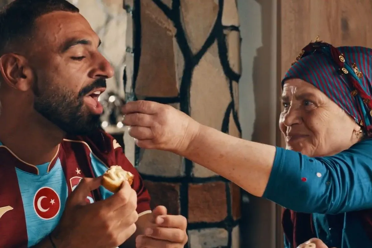Salah 4 1200x800