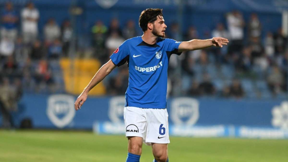 Dorit De Fcsb Si Dinamo Tudor Baluta A Ales Size6