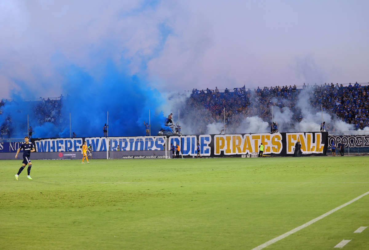 Ano Fans (2)