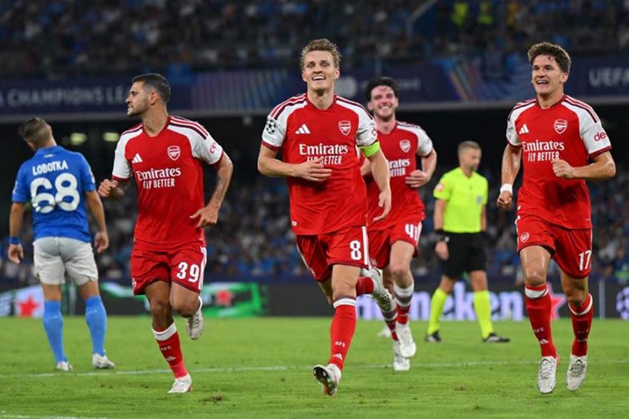 Arsenal 235618