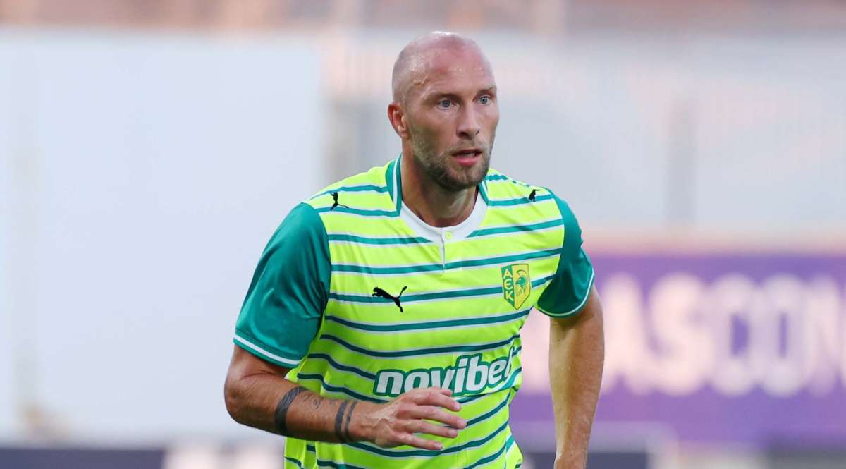 Van Der Hoorn Aek