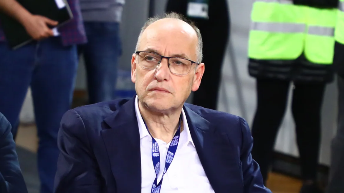 Στο φως μηνύματα για τα στημένα στο μπάσκετ, πληρωμές €150.000 από τον Λιόλιο, οι διαιτητές ζητούσαν χλιδάτα ξενοδοχεία