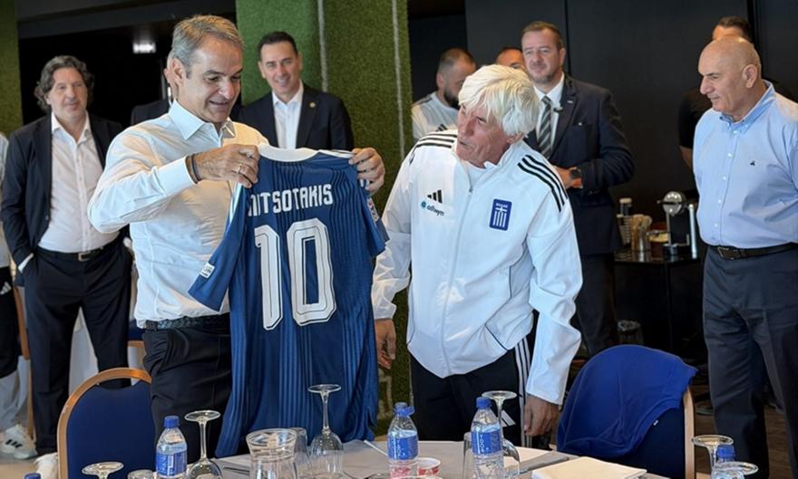 Mitsotakis 120657