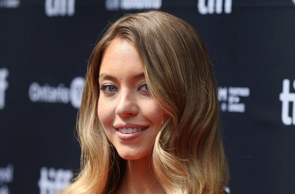 Sydney Sweeney (2)